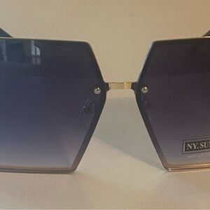 Brand New Oversized Fashion Glasses 🕶️